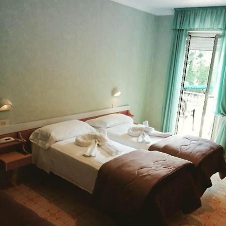 Hotel Elvira Fiuggi Kültér fotó