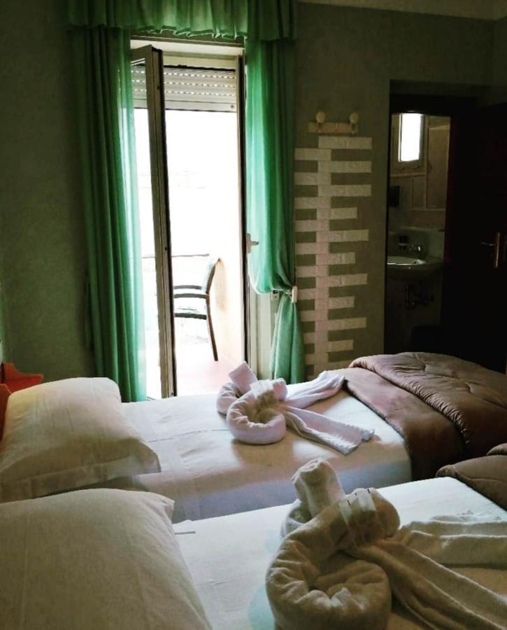 Hotel Elvira Fiuggi Kültér fotó