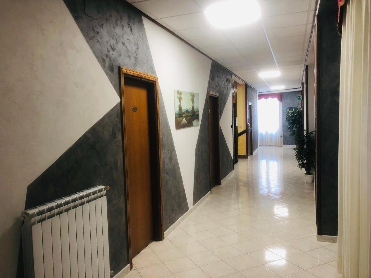 Hotel Elvira Fiuggi Kültér fotó